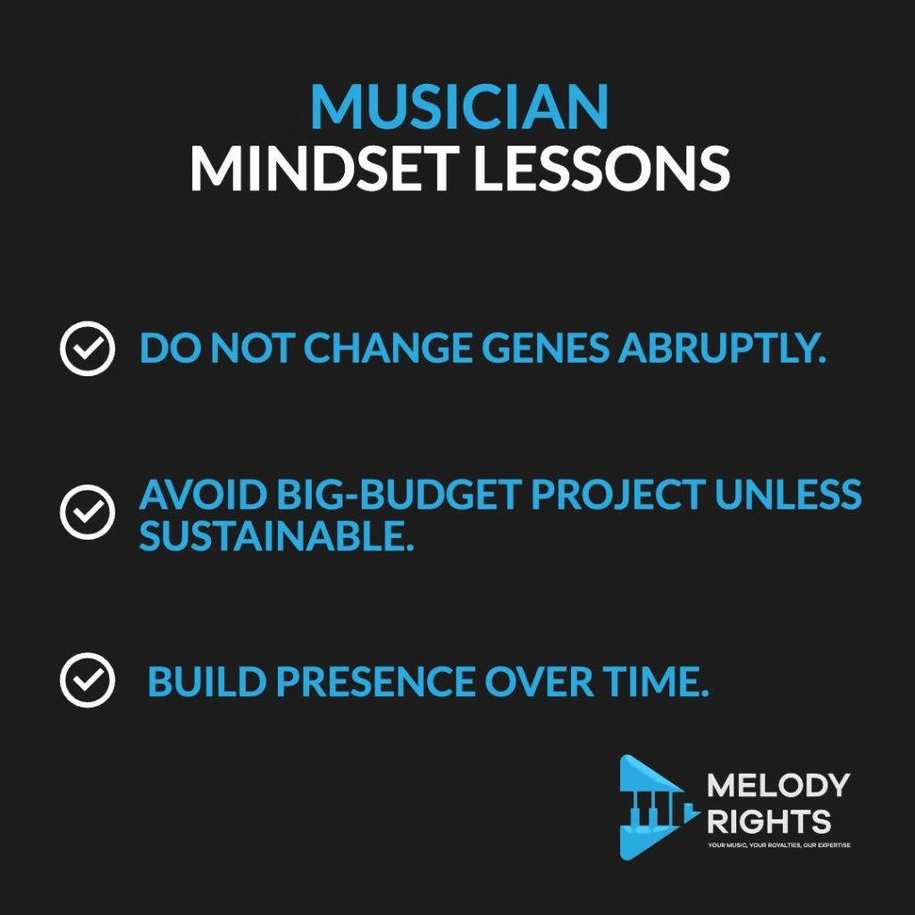 Checklist graphic for indie musicians showing three key mindset lessons: do not change genres abruptly, avoid unsustainable big-budget projects, and build persistence over time.